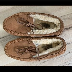 Ugg moccasins - 5